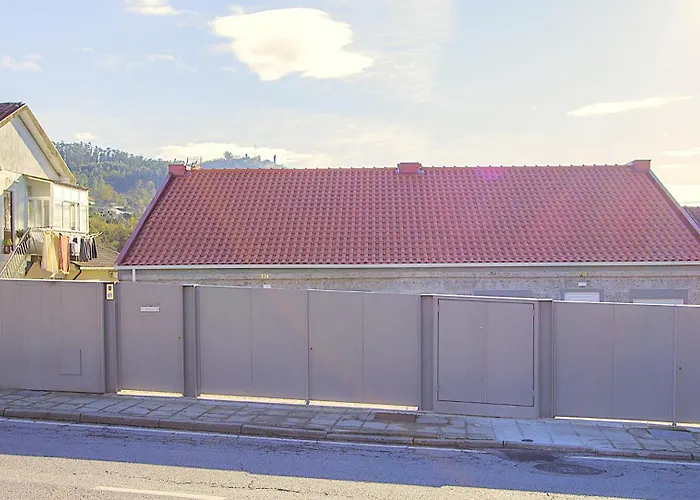 Holiday home Casas Mesao Frio By Guestify Guimaraes